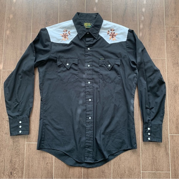 Vintage embroidered western button down shirt by Bar-m Rancher. - Picture 1 of 7